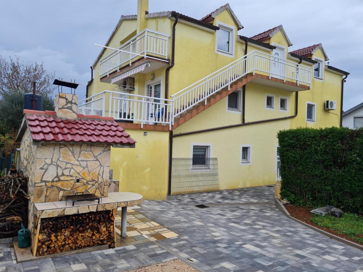 Apartments Bosnjak Sibenik Bagian luar foto