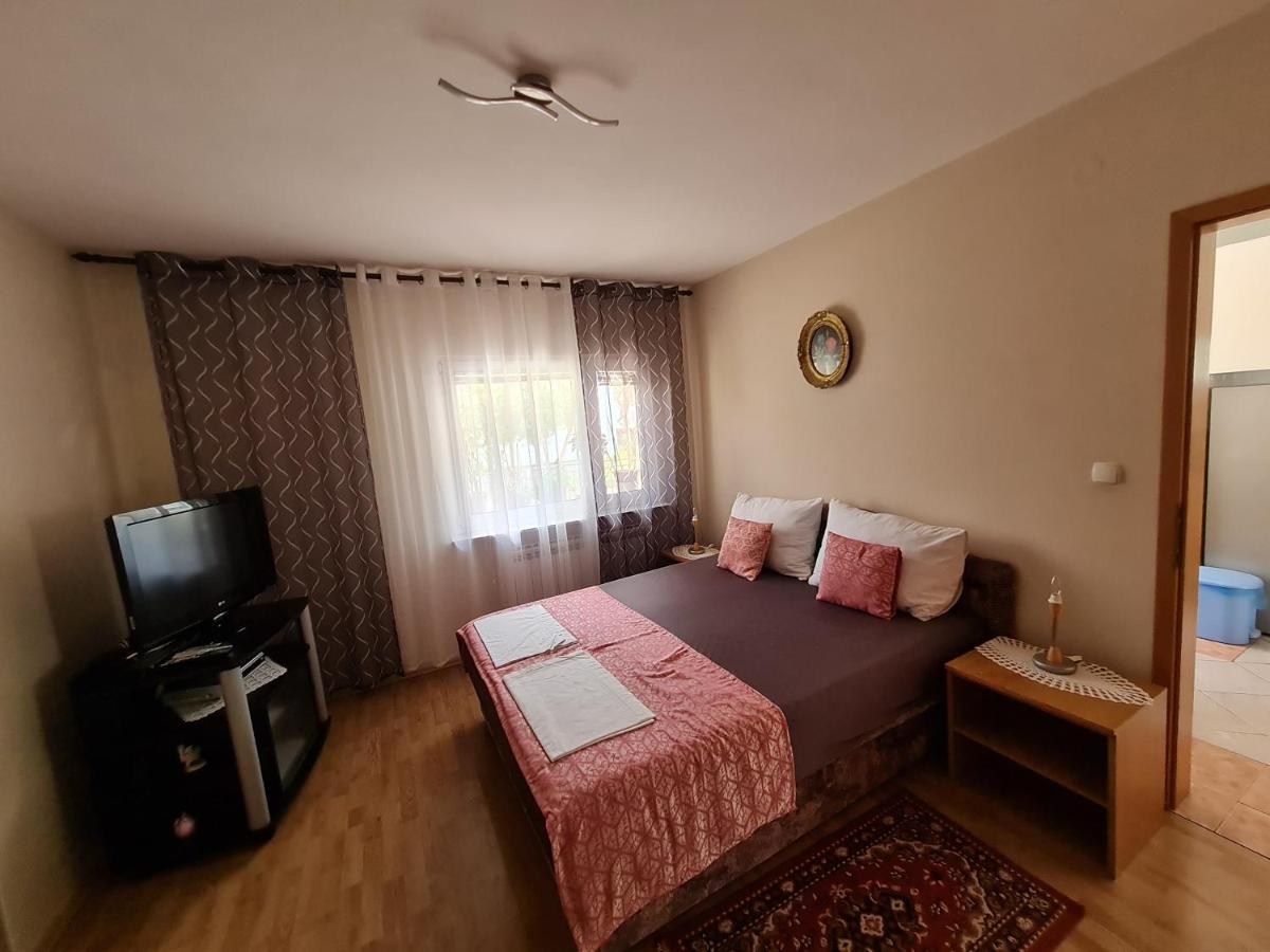 Apartments Bosnjak Sibenik Bagian luar foto