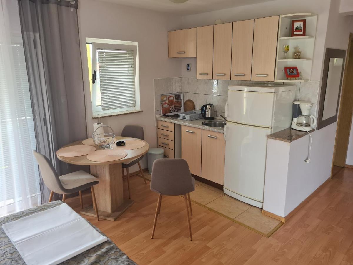 Apartments Bosnjak Sibenik Bagian luar foto