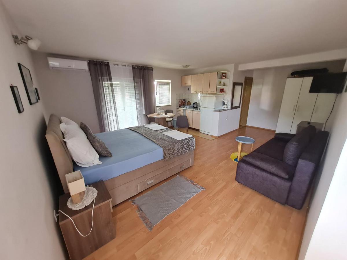 Apartments Bosnjak Sibenik Bagian luar foto