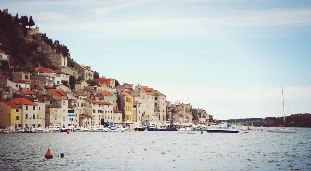 Apartments Bosnjak Sibenik Bagian luar foto